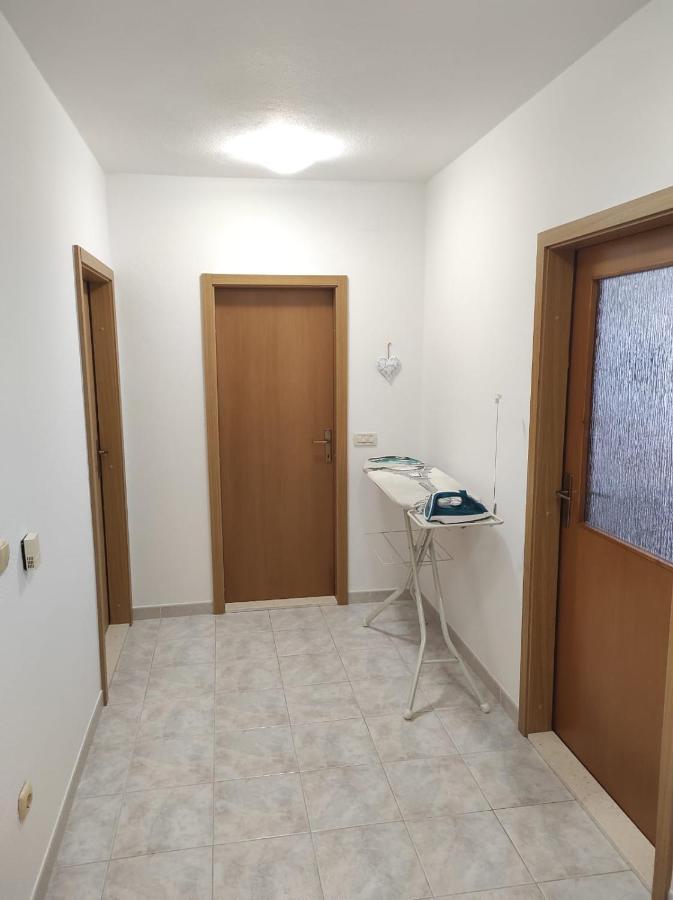 Апартаменты House Silva Подстрана Экстерьер фото